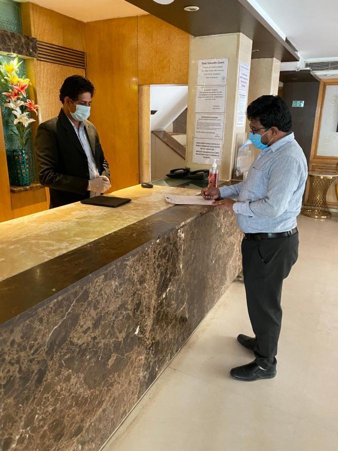 Hotel Southern Delhi Kültér fotó