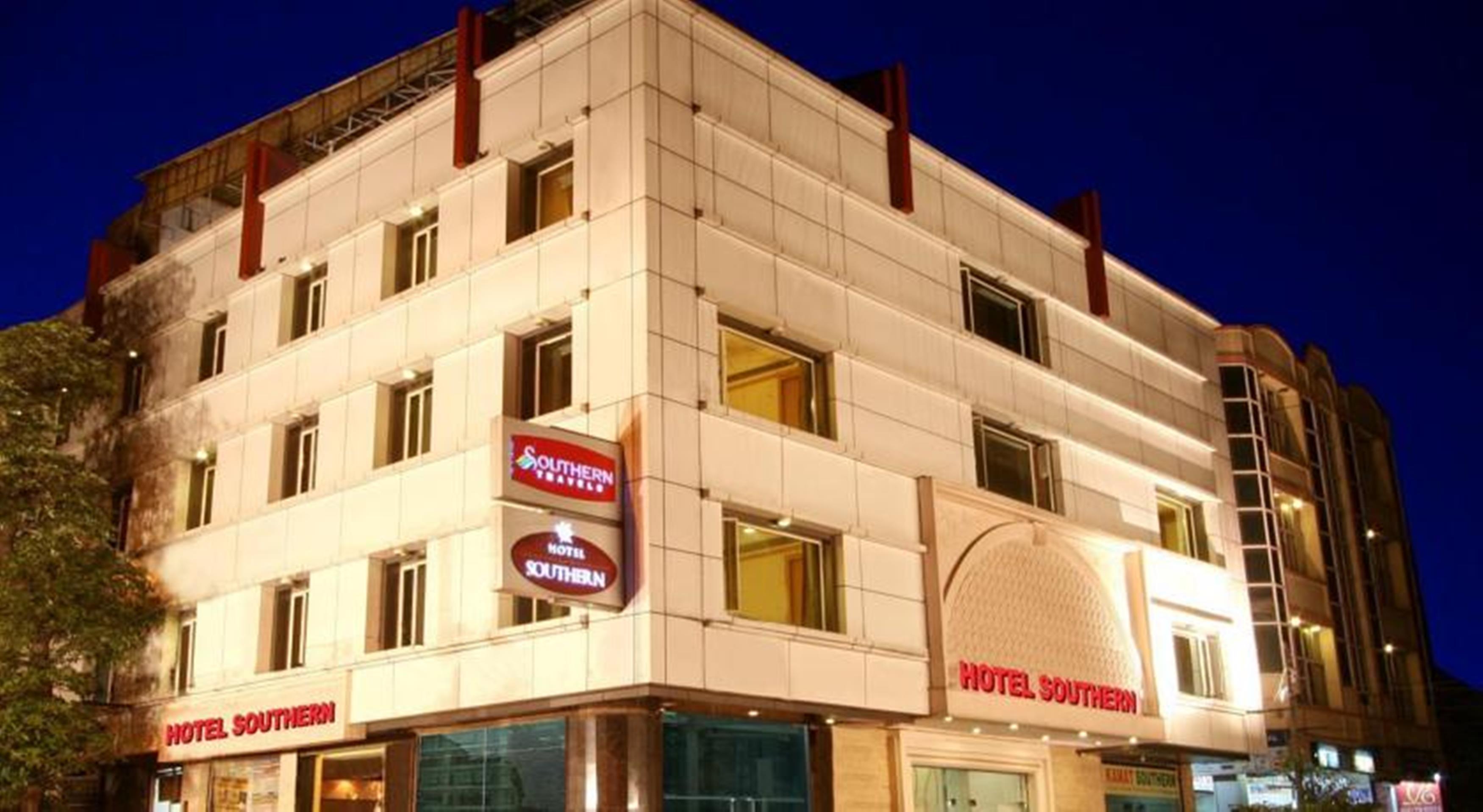 Hotel Southern Delhi Szoba fotó