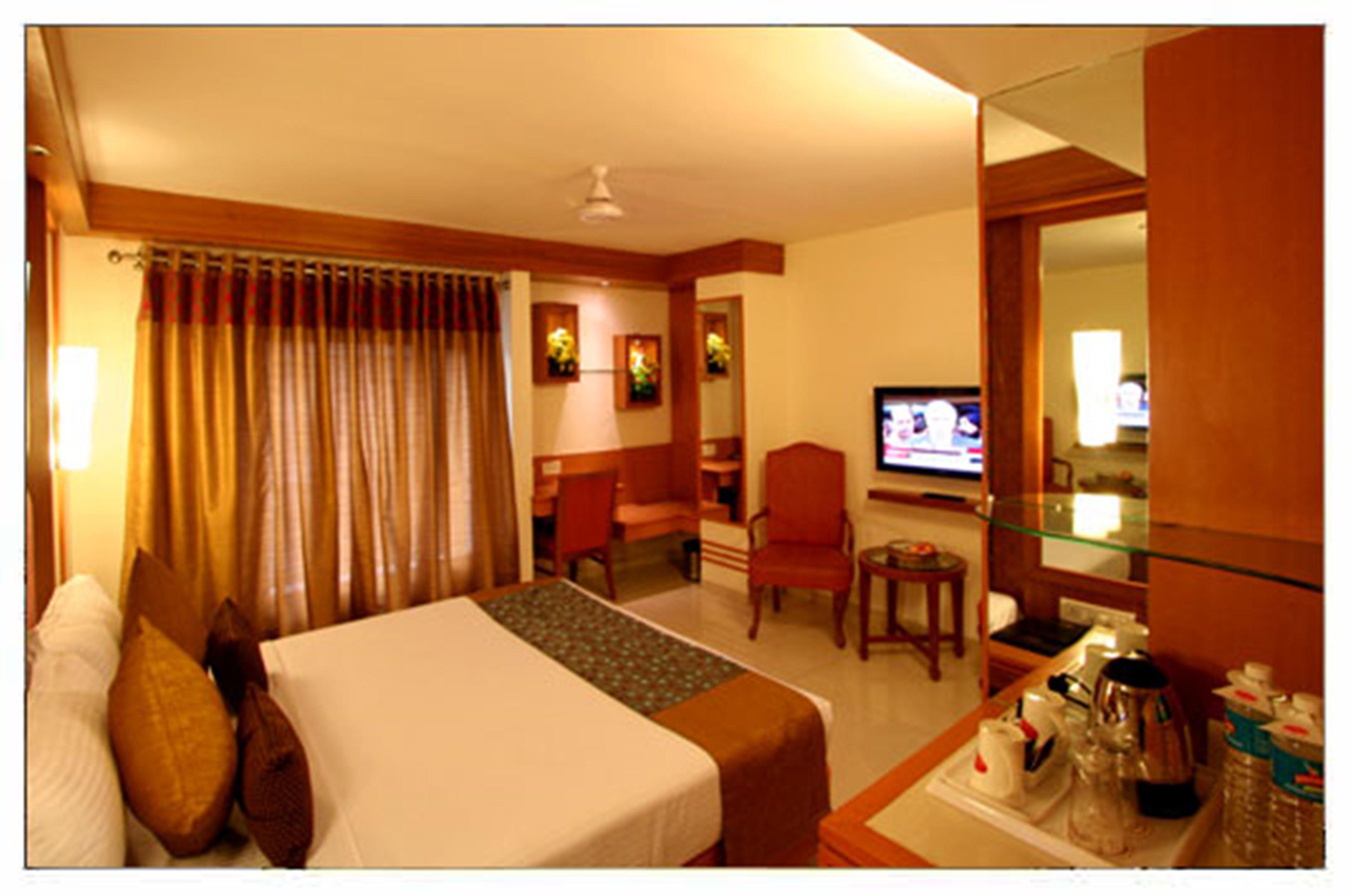 Hotel Southern Delhi Kültér fotó