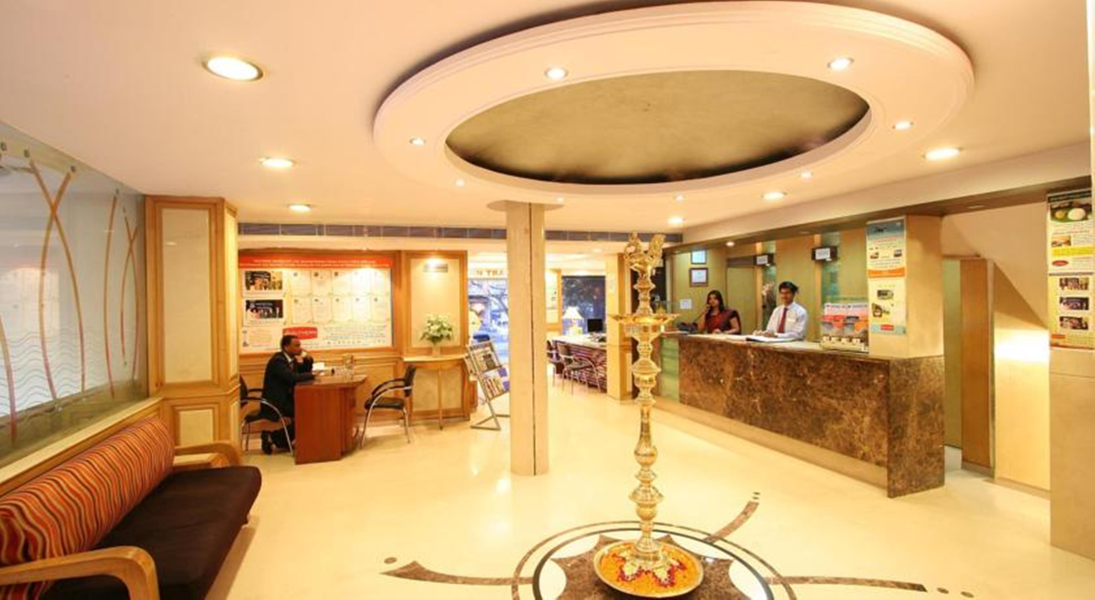 Hotel Southern Delhi Kültér fotó