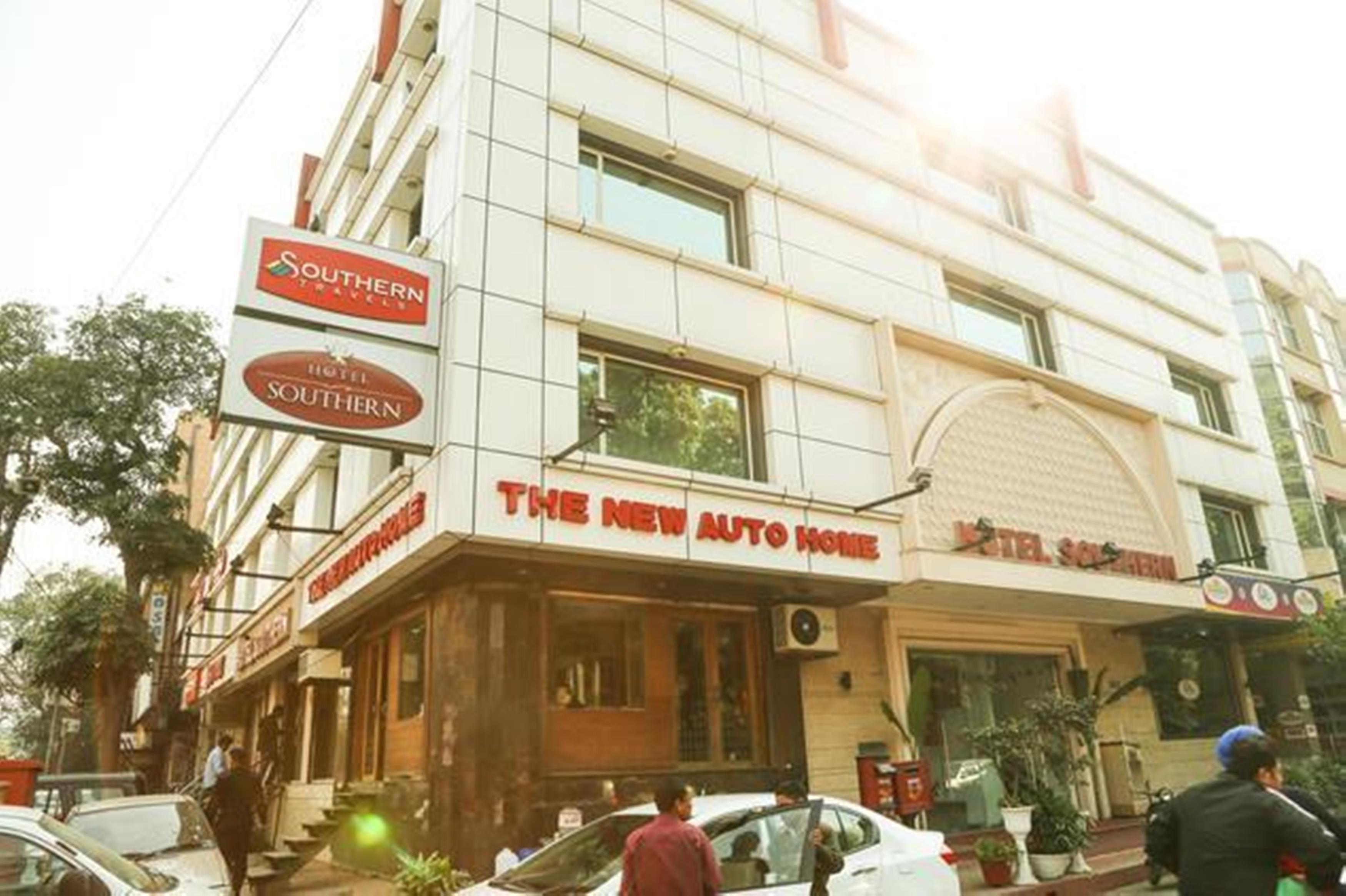 Hotel Southern Delhi Kültér fotó