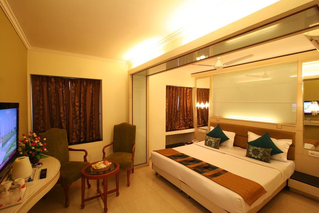 Hotel Southern Delhi Szoba fotó