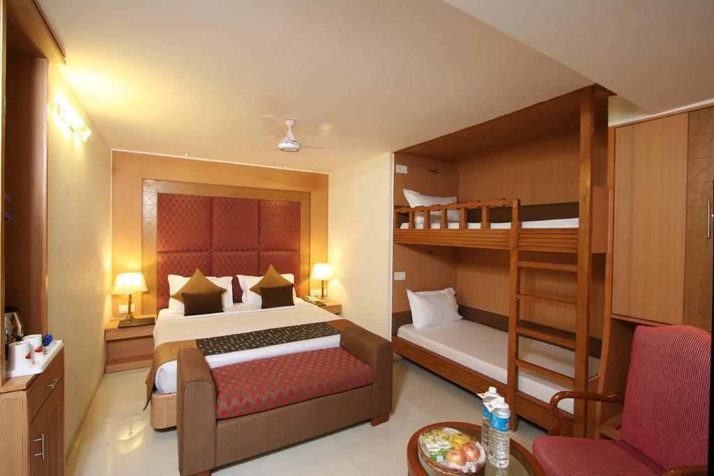 Hotel Southern Delhi Szoba fotó