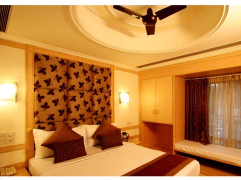 Hotel Southern Delhi Kültér fotó