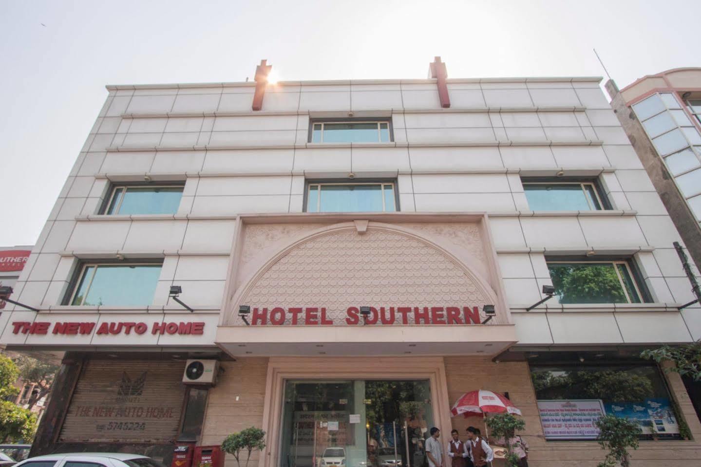 Hotel Southern Delhi Kültér fotó
